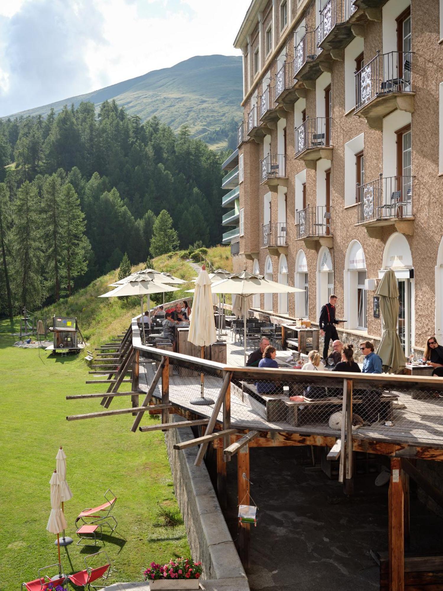 Hotel Castell Zuoz Luaran gambar