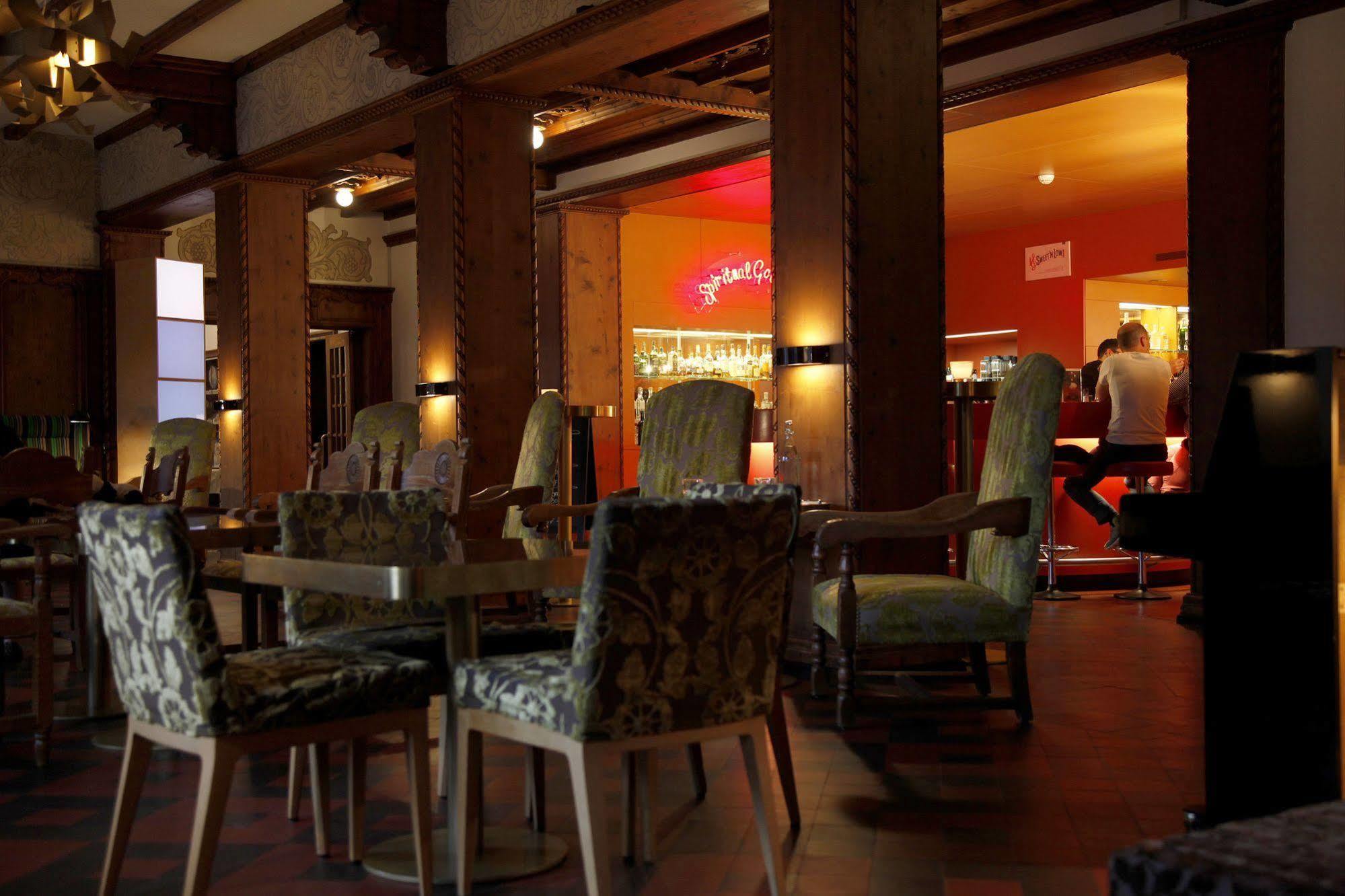 Hotel Castell Zuoz Luaran gambar